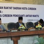 Pengucapan Sumpah/Janji Anggota DPRD Kota Cirebon Pengganti Antar Waktu